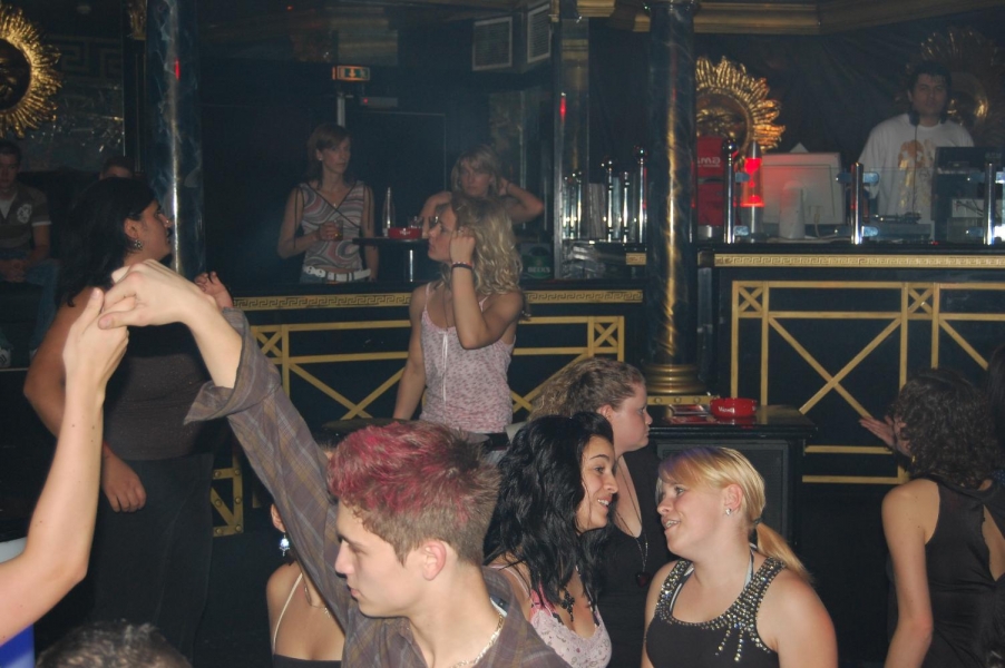 Friends-Parade Afterrave im Inkognito Teil 1