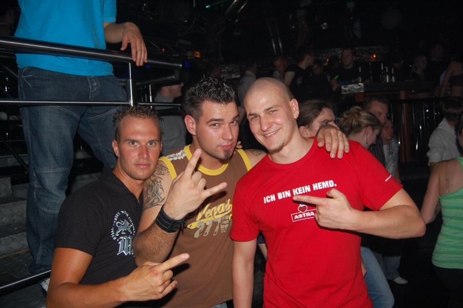 Friends-Parade Afterrave im Inkognito Teil 1
