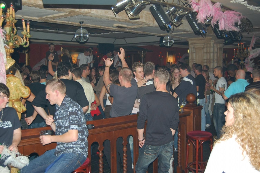 Pink Pussy Clubbing