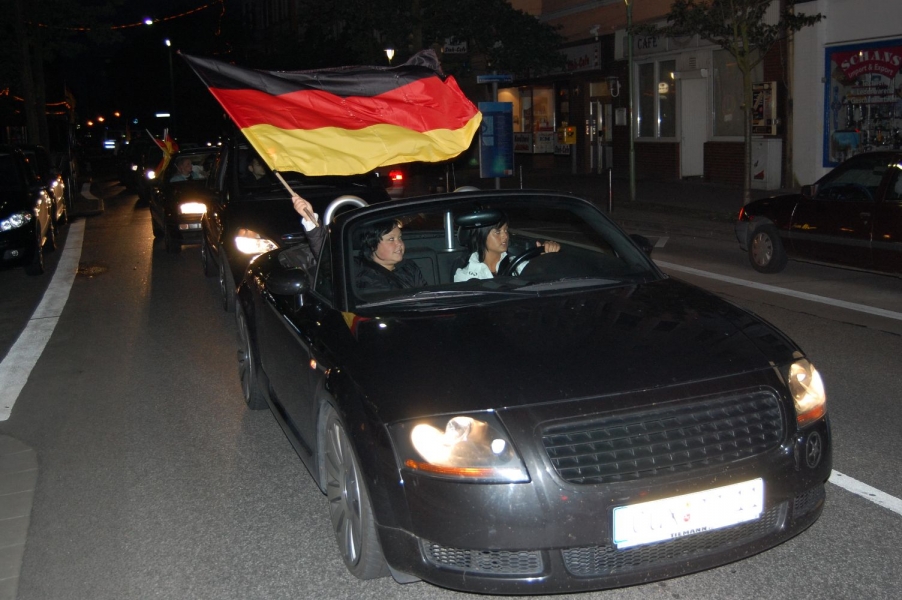 EM - Party