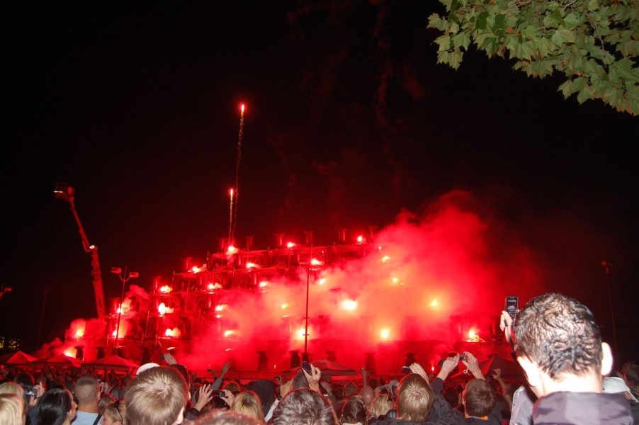 Vollbild Loveparade Teil 2