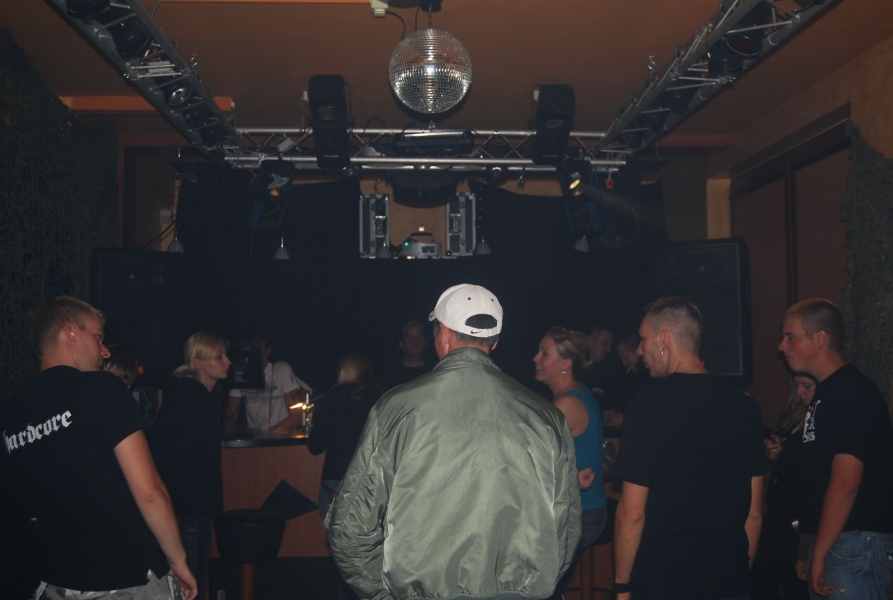 Noise Demons