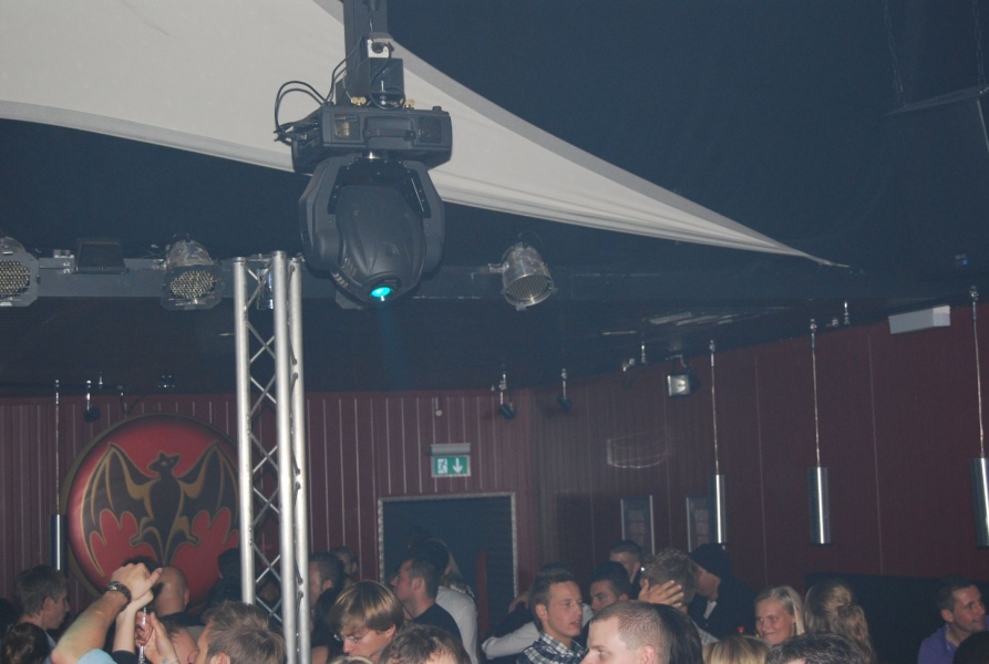 ROYAL HOUSE CLUB