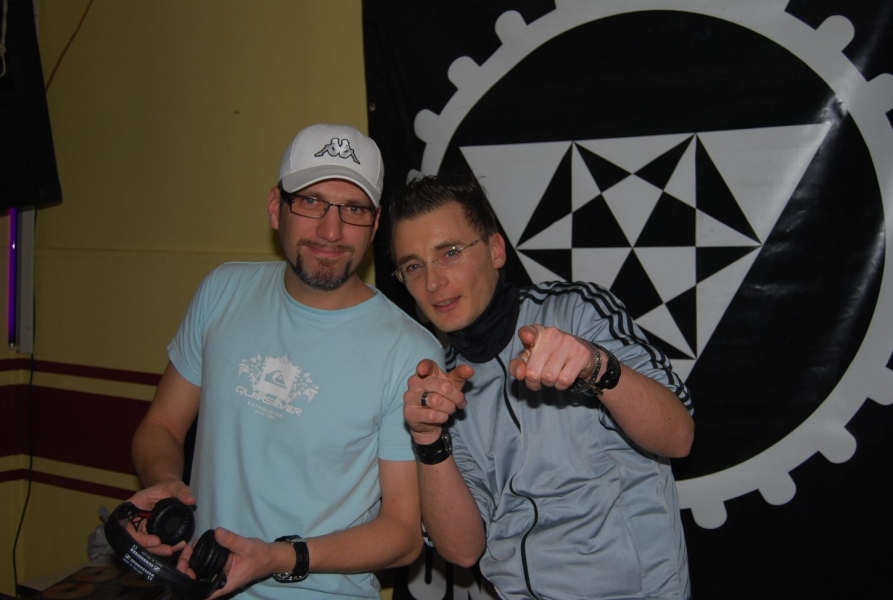 Groove Invaders