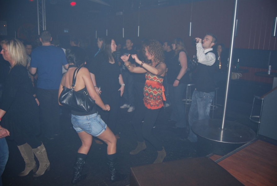 ROYAL HOUSE CLUB