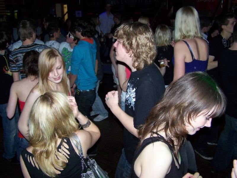 Vollbild Benefiz Rave