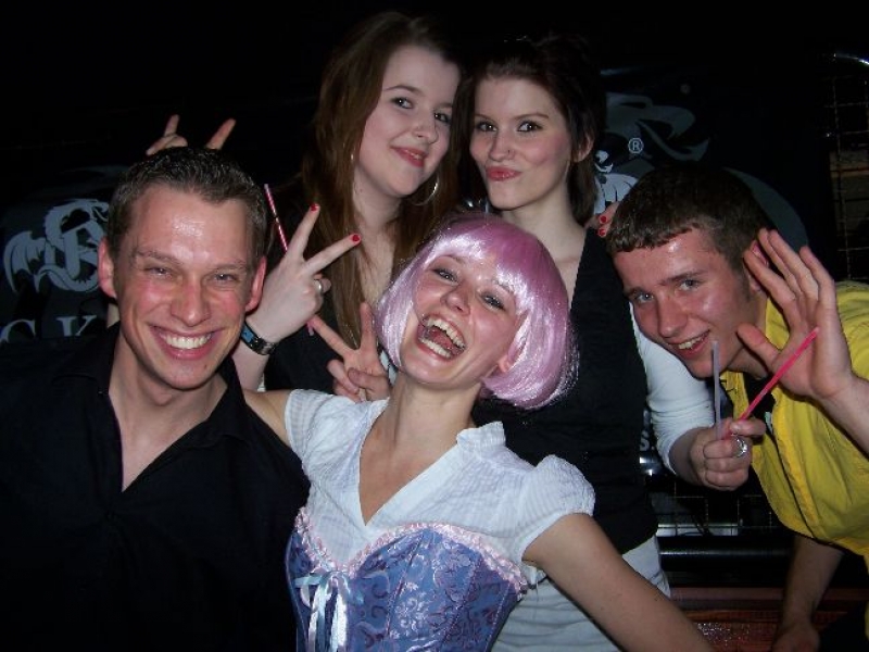Vollbild Benefiz Rave