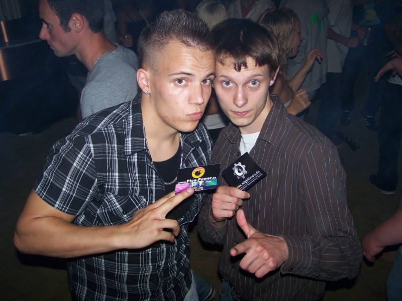 BEACH RAVE