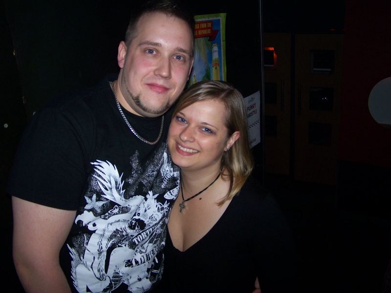 Vollbild 8 YEARS   TECHNO 4  EVER          B-DAY  RAVE