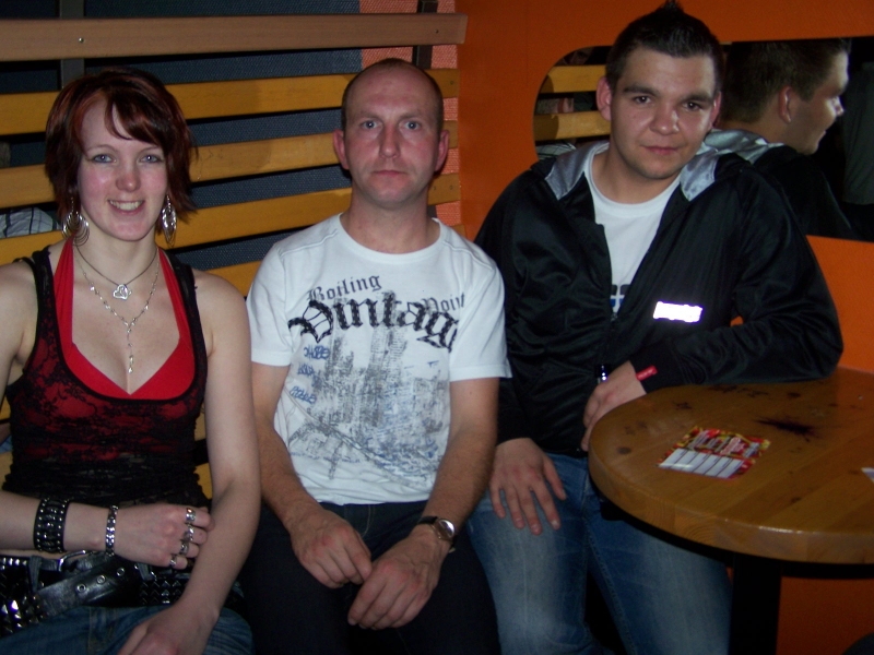 Vollbild 8 YEARS   TECHNO 4  EVER          B-DAY  RAVE