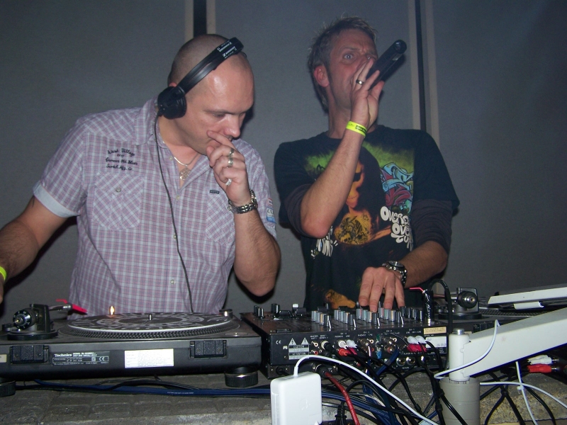 Vollbild  TECHNO4EVER GOODBYE STACCCATO RAVE