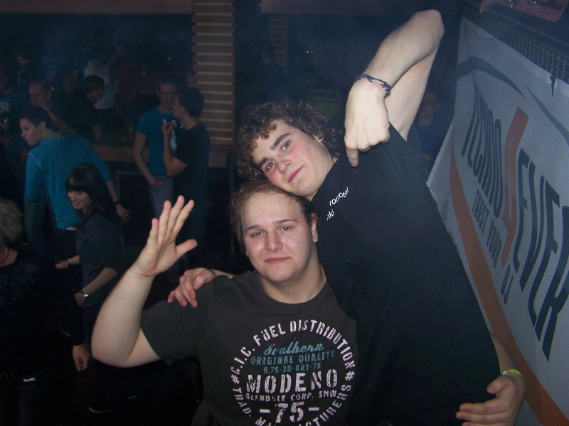 Vollbild  TECHNO4EVER GOODBYE STACCCATO RAVE