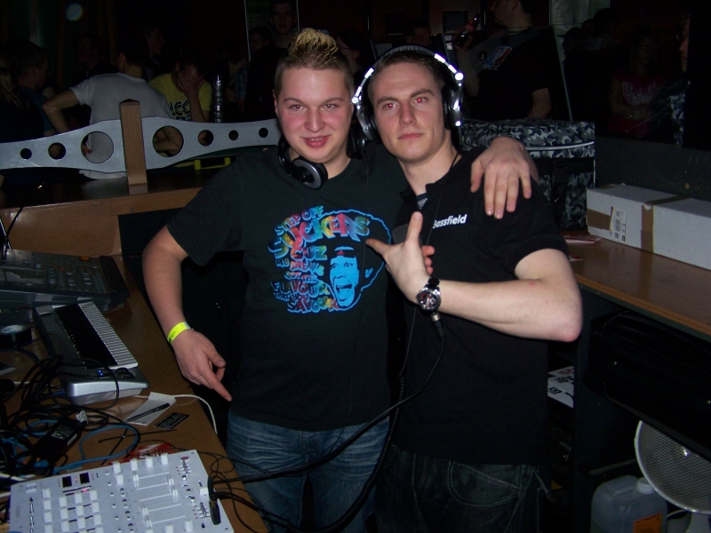 Vollbild  TECHNO4EVER GOODBYE STACCCATO RAVE