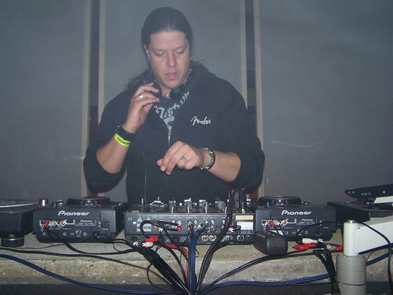 Vollbild TECHNO4EVER BENEFIZ RAVE