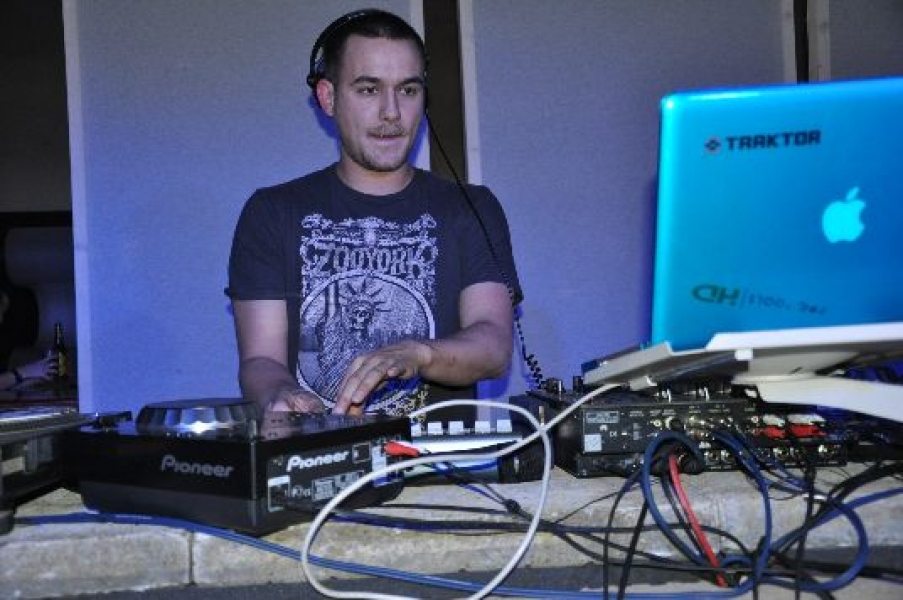 TECHNO4EVER OSTEREIER RAVE