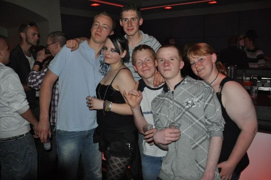 TECHNO4EVER OSTEREIER RAVE