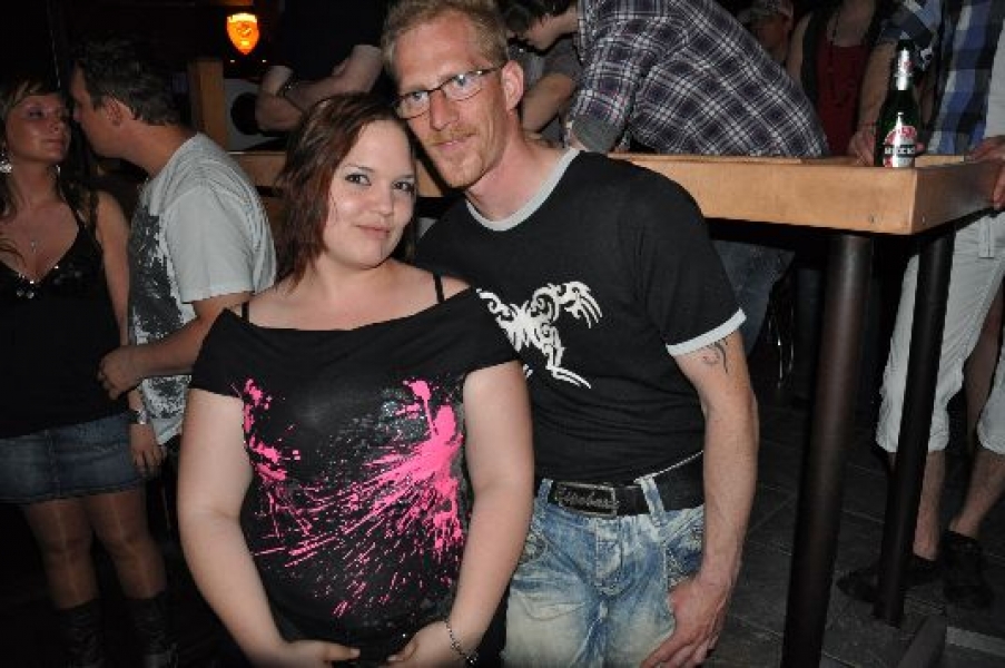 Vollbild TECHNO4EVER OSTEREIER RAVE
