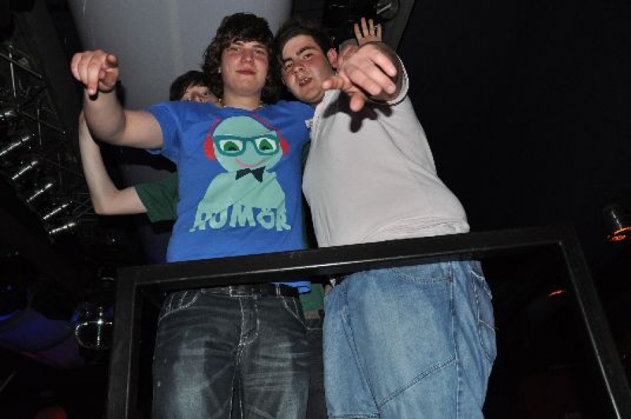 Vollbild TECHNO4EVER OSTEREIER RAVE