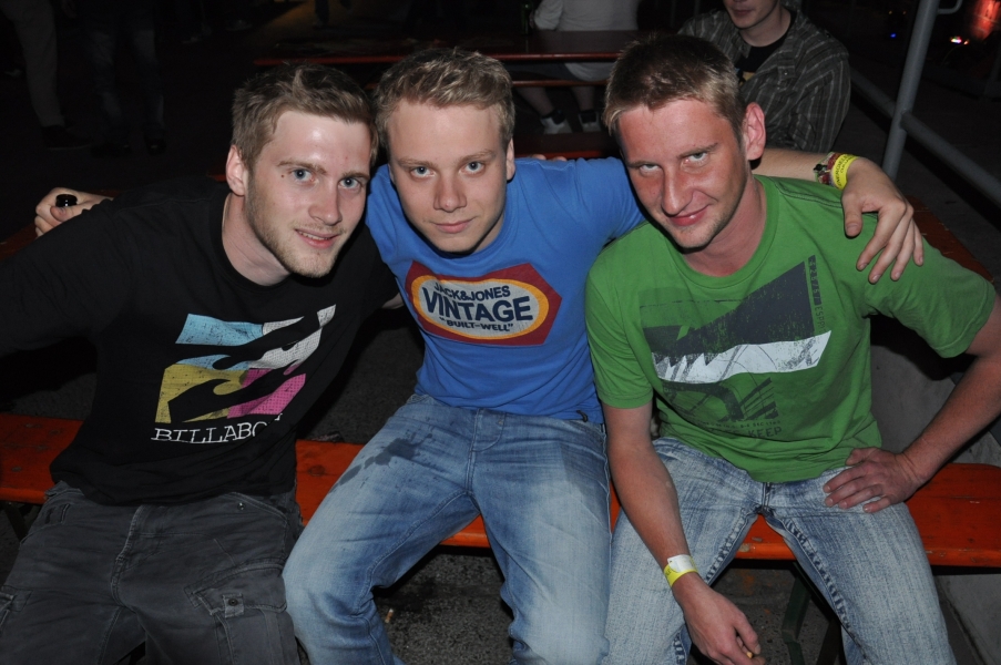 Vollbild ENERGIE LEITZENTRALE 7 CLR LABEL NIGHT