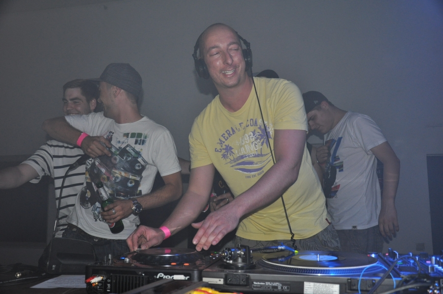 ENERGIE LEITZENTRALE 7 CLR LABEL NIGHT