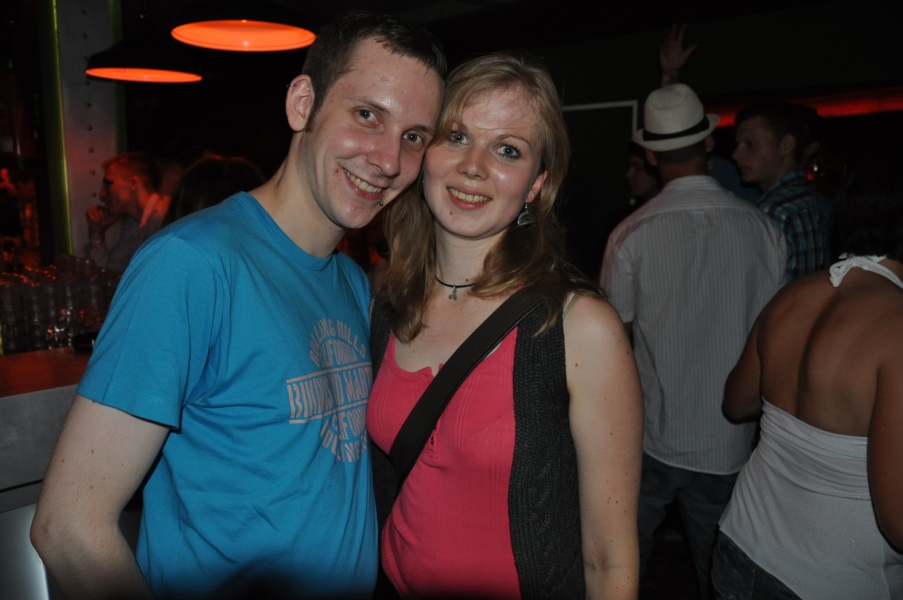 Vollbild TECHNO4EVER    Beach  Rave