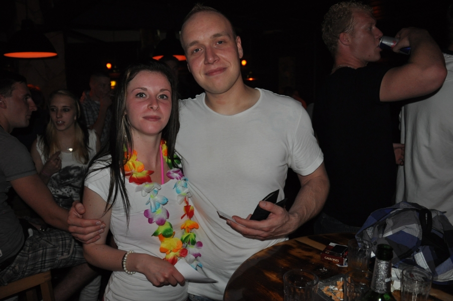 Vollbild TECHNO4EVER    Beach  Rave