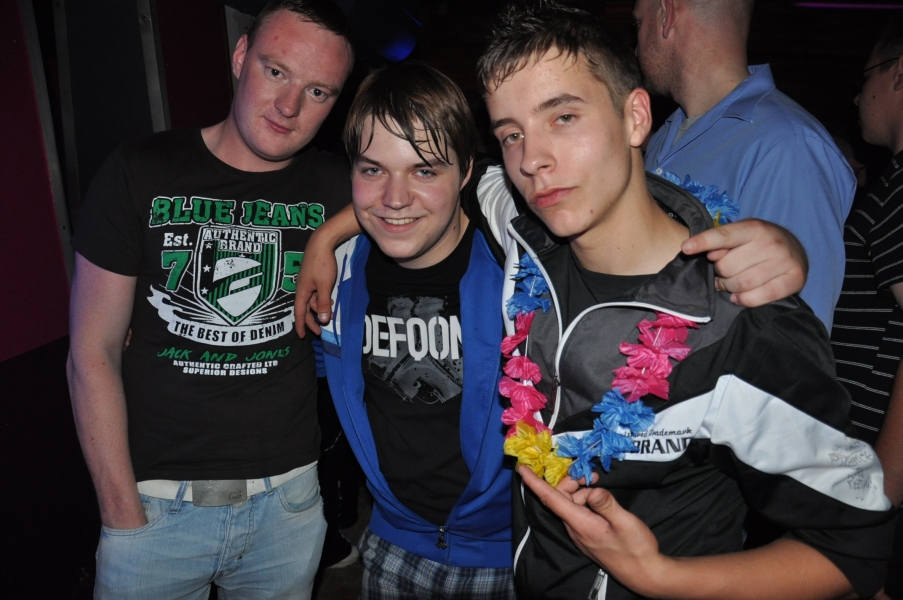 Vollbild TECHNO4EVER    Beach  Rave