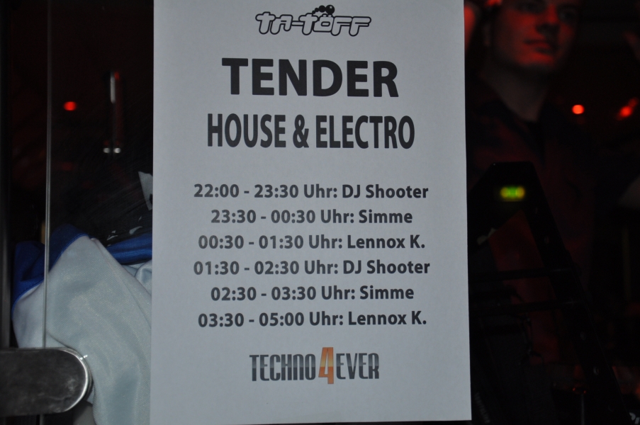 Vollbild TECHNO4EVER    Beach  Rave