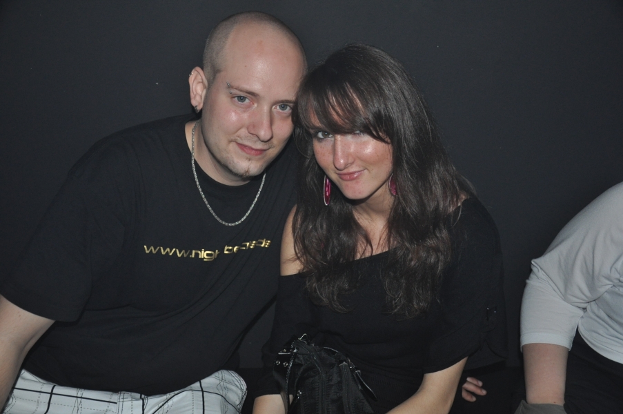 Vollbild Hard Experience feat The Vinylraider&Broszati B-Day with Djane E-Phex