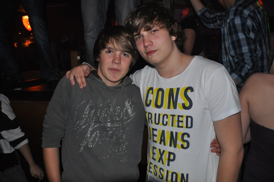 Vollbild 9 Years TECHNO4EVER B-Day Rave