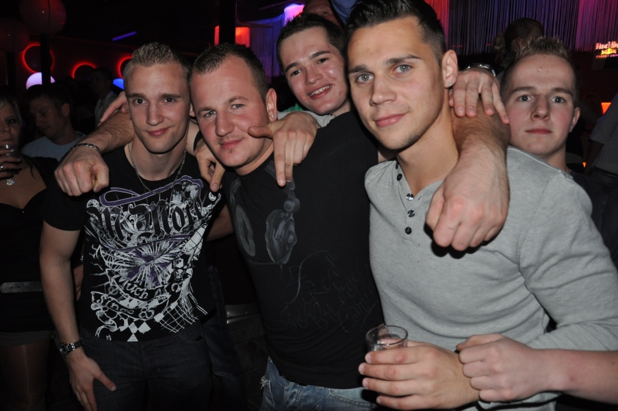 Vollbild 9 Years TECHNO4EVER B-Day Rave