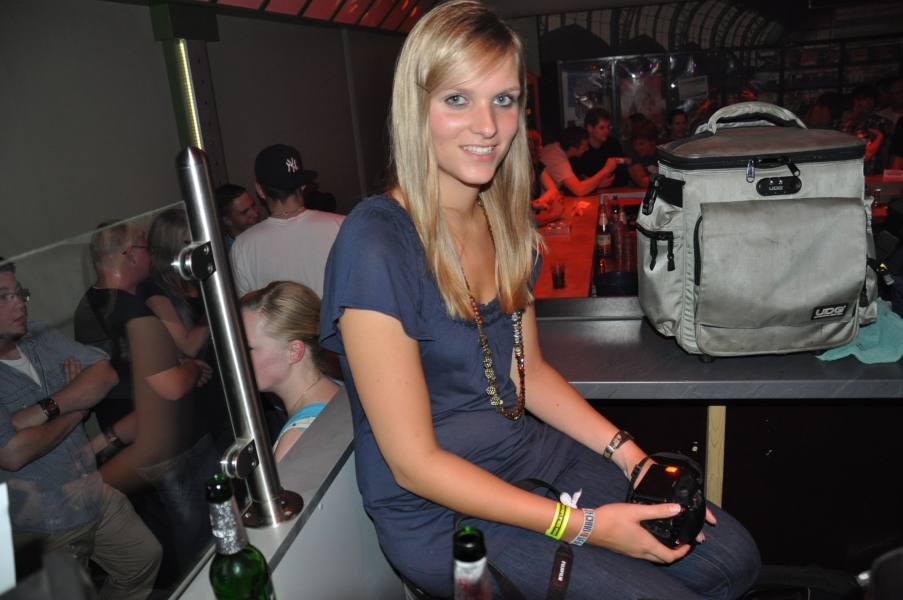 Vollbild 9 Years TECHNO4EVER B-Day Rave