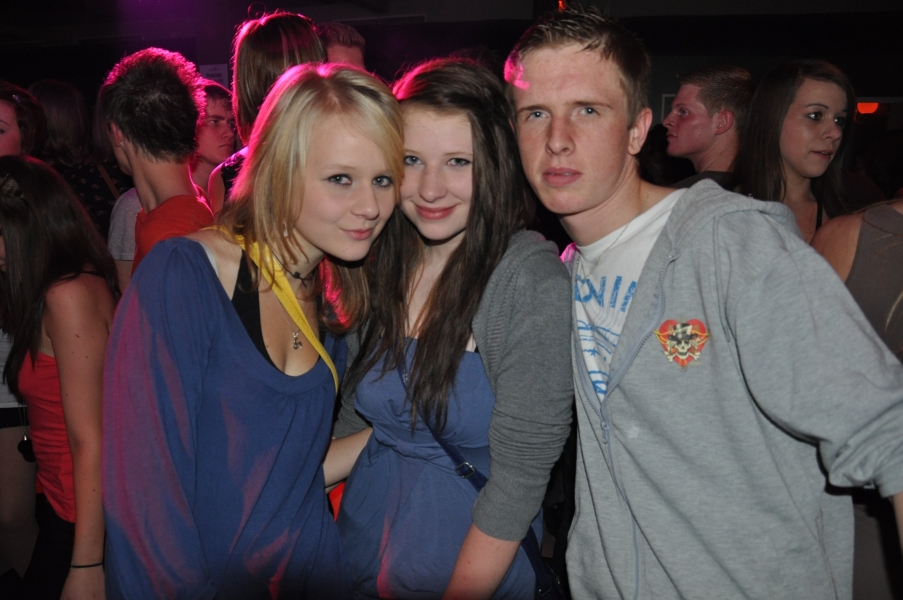 Vollbild 9 Years TECHNO4EVER B-Day Rave