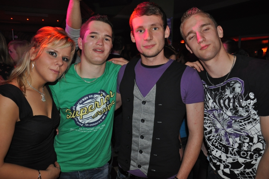 Vollbild 9 Years TECHNO4EVER B-Day Rave