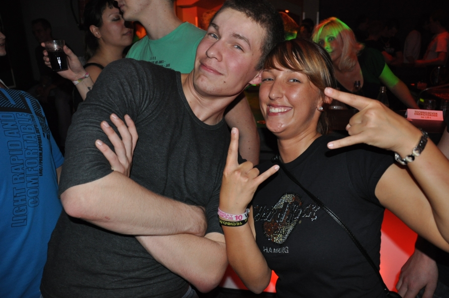 Vollbild 9 Years TECHNO4EVER B-Day Rave