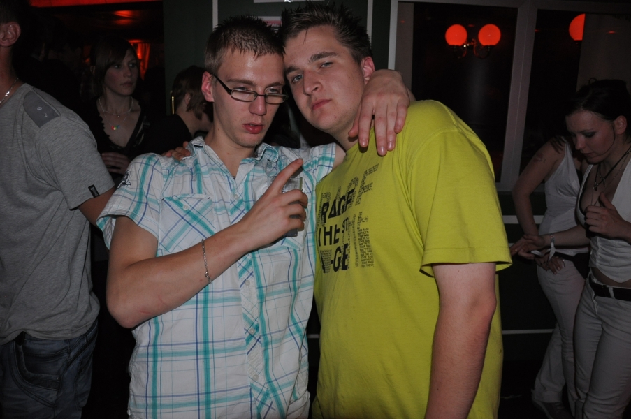 Vollbild 9 Years TECHNO4EVER B-Day Rave