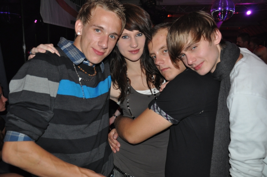 Vollbild 9 Years TECHNO4EVER B-Day Rave