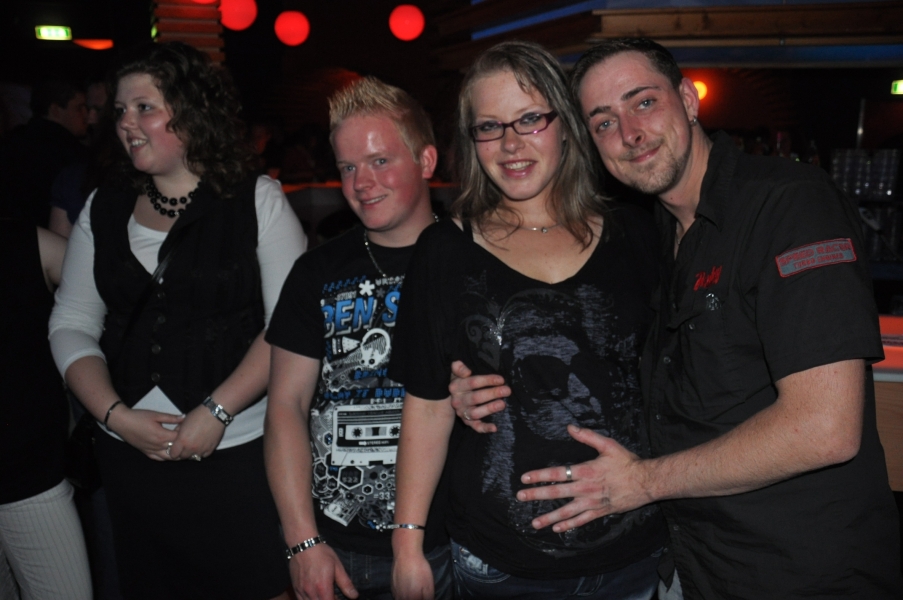 Vollbild 9 Years TECHNO4EVER B-Day Rave