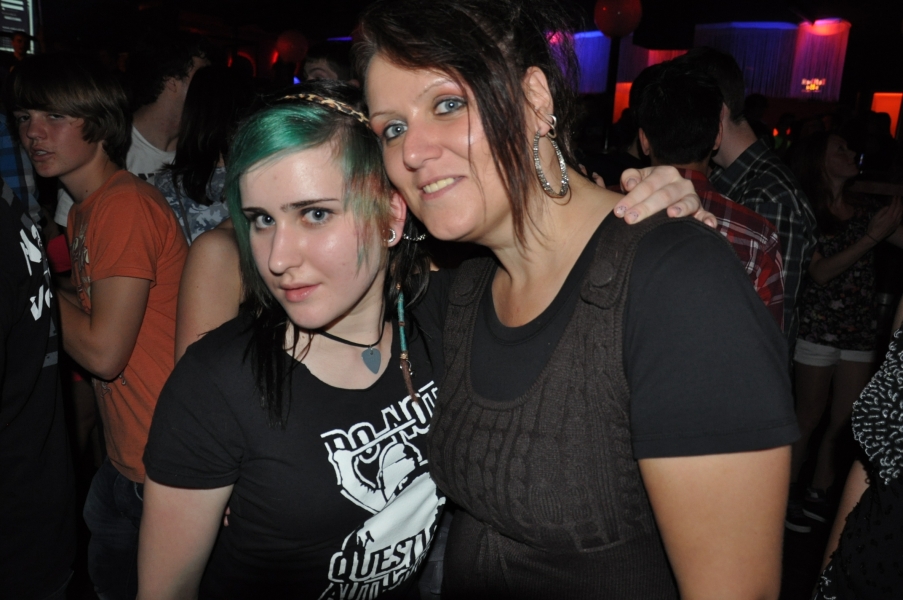 Vollbild 9 Years TECHNO4EVER B-Day Rave