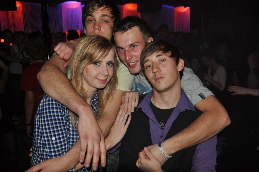 Vollbild 9 Years TECHNO4EVER B-Day Rave