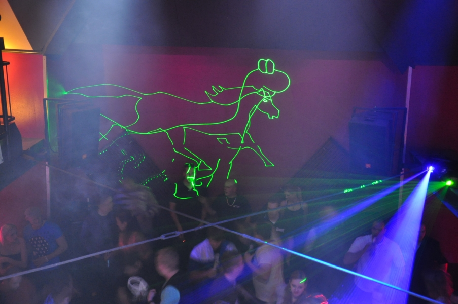 Vollbild 9 Years TECHNO4EVER B-Day Rave