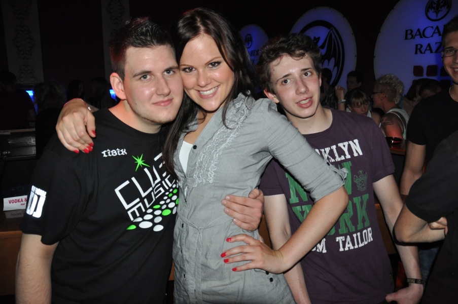 Vollbild 9 Years TECHNO4EVER B-Day Rave