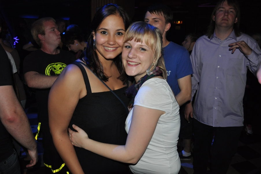 Vollbild 9 Years TECHNO4EVER B-Day Rave