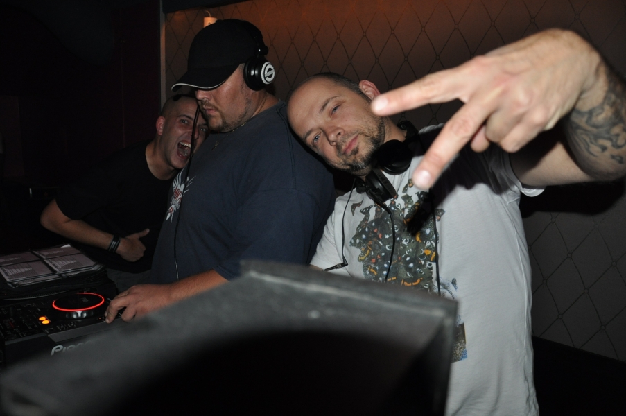 Vollbild 9 Years TECHNO4EVER B-Day Rave
