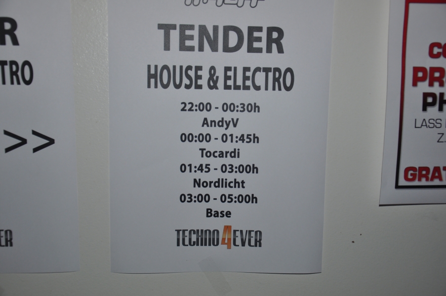 Vollbild 9 Years TECHNO4EVER B-Day Rave
