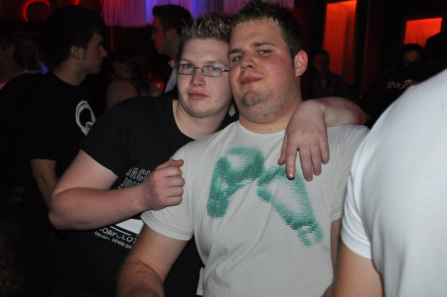 Vollbild 9 Years TECHNO4EVER B-Day Rave
