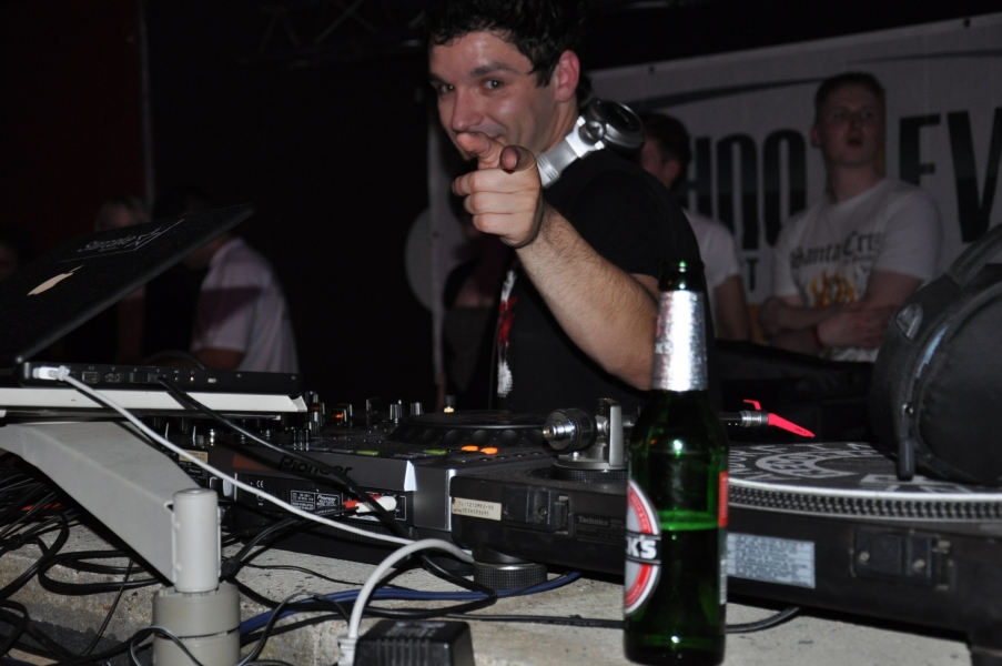 Vollbild 9 Years TECHNO4EVER B-Day Rave