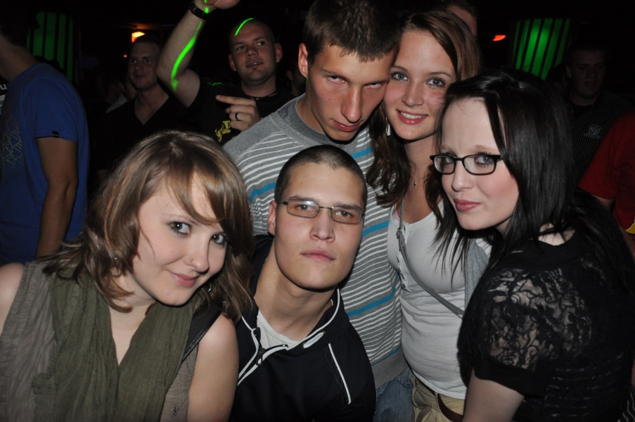 Vollbild 9 Years TECHNO4EVER B-Day Rave