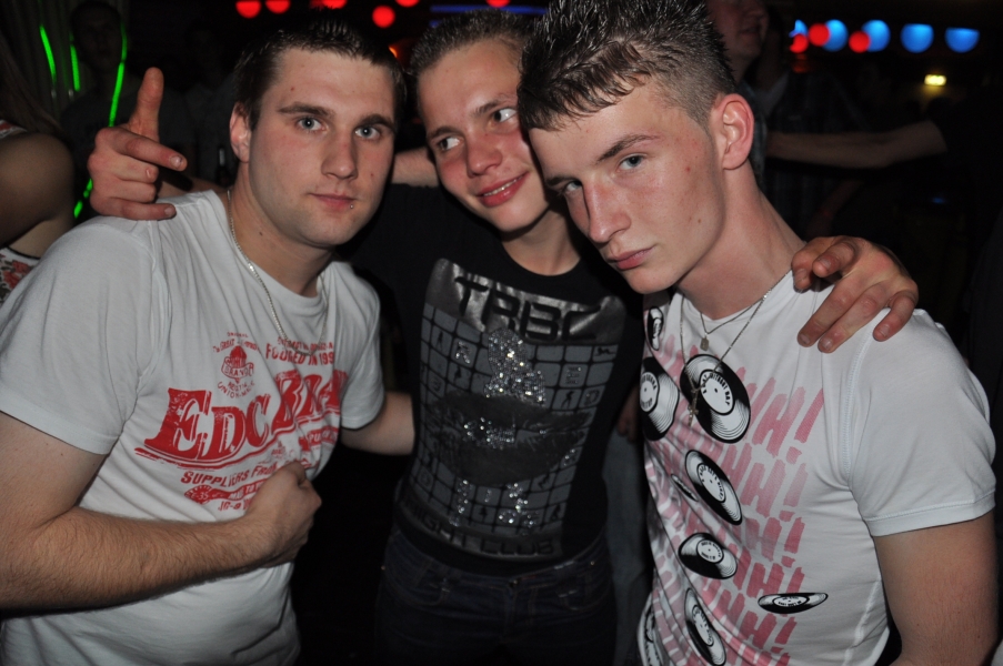 Vollbild 9 Years TECHNO4EVER B-Day Rave