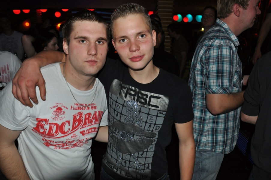 Vollbild 9 Years TECHNO4EVER B-Day Rave